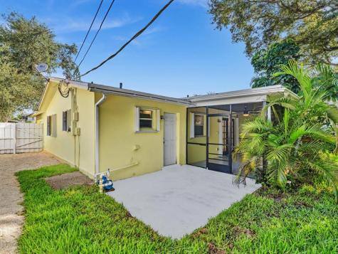 1700 SW 30th Street Fort Lauderdale FL 33315