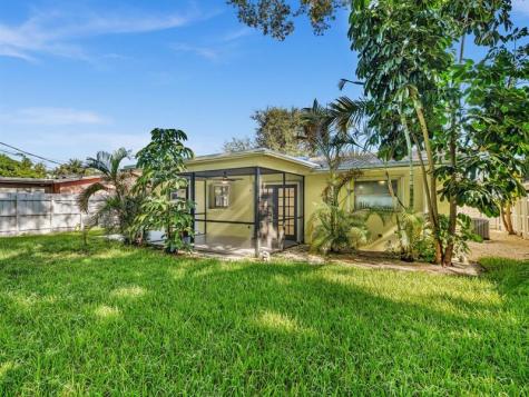 1700 SW 30th Street Fort Lauderdale FL 33315