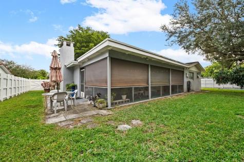 481 NW 45th Terrace Plantation FL 33317