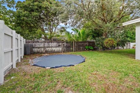 481 NW 45th Terrace Plantation FL 33317