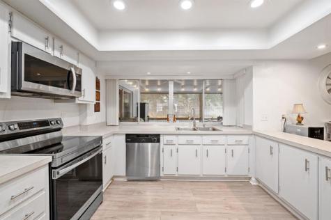 481 NW 45th Terrace Plantation FL 33317