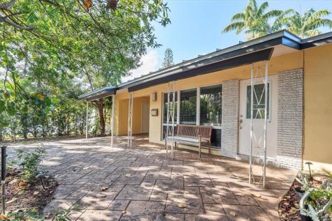 1769 NE 38th Street Oakland Park FL 33334