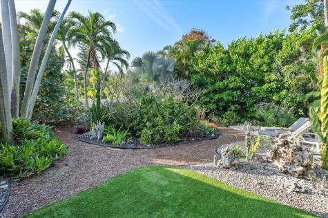 1769 NE 38th Street Oakland Park FL 33334