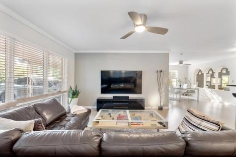 1769 NE 38th Street Oakland Park FL 33334