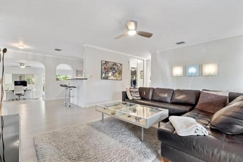 1769 NE 38th Street Oakland Park FL 33334