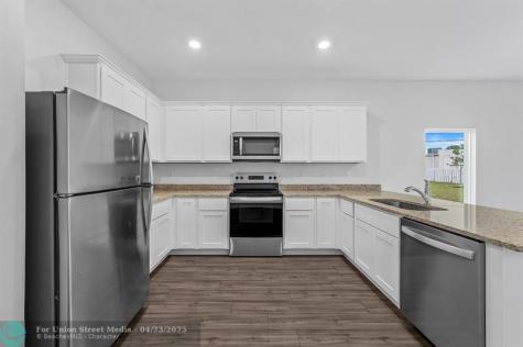2373 SW Chateau Terrace Port St Lucie FL 34953
