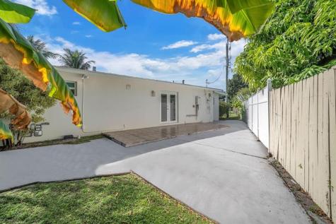 3308 E El Vedado Court E West Palm Beach FL 33405