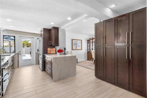 4421 NE 31st Avenue Lighthouse Point FL 33064