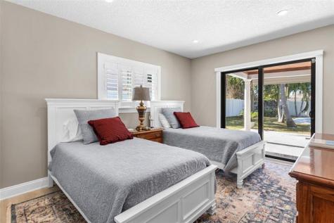 4421 NE 31st Avenue Lighthouse Point FL 33064