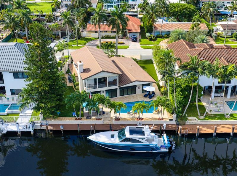 2541 NE 48th Street Lighthouse Point FL 33064