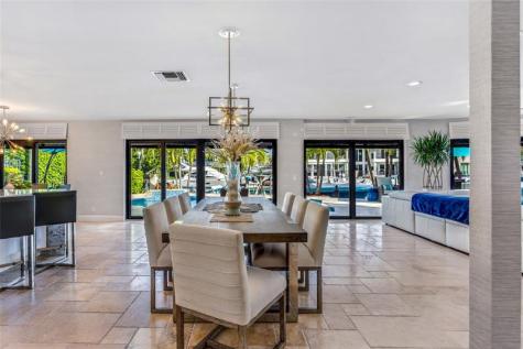 2541 NE 48th Street Lighthouse Point FL 33064