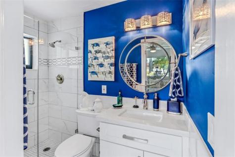 2541 NE 48th Street Lighthouse Point FL 33064