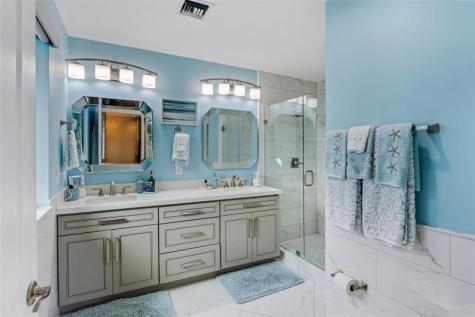 2541 NE 48th Street Lighthouse Point FL 33064