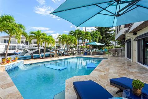 2541 NE 48th Street Lighthouse Point FL 33064