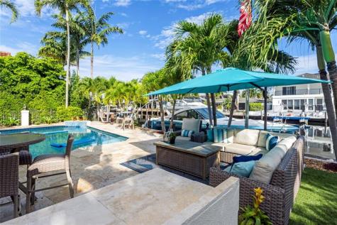 2541 NE 48th Street Lighthouse Point FL 33064