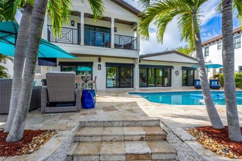 2541 NE 48th Street Lighthouse Point FL 33064