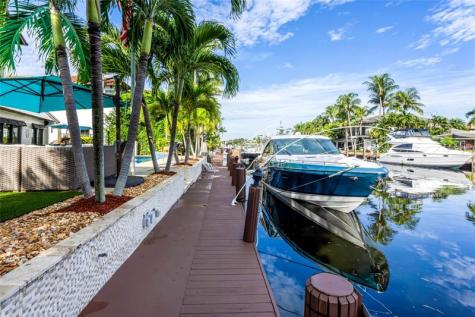 2541 NE 48th Street Lighthouse Point FL 33064