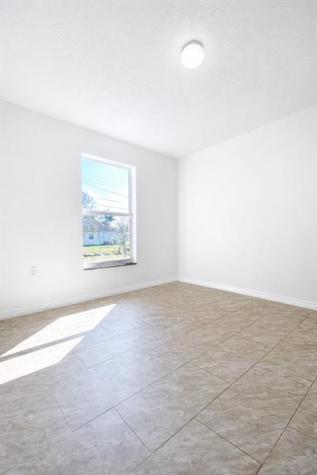 561 SW 14th Street Belle Glade FL 33430