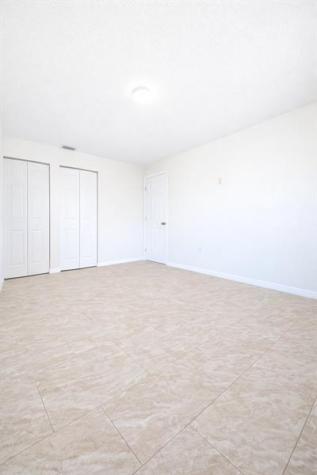 561 SW 14th Street Belle Glade FL 33430