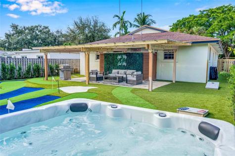 1004 SW 19 Street Fort Lauderdale FL 33315