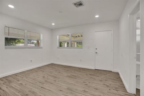 30 NE 139th Street North Miami FL 33161