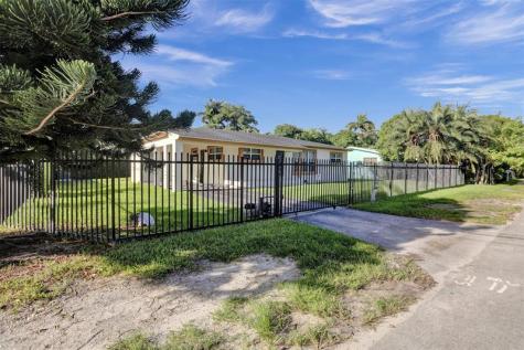 30 NE 139th Street North Miami FL 33161