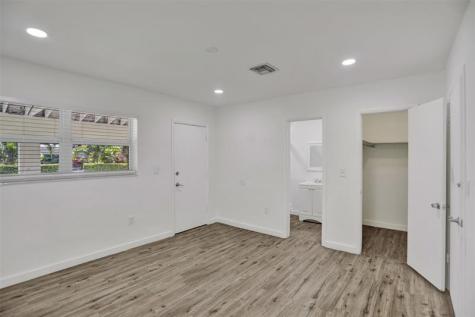30 NE 139th Street North Miami FL 33161