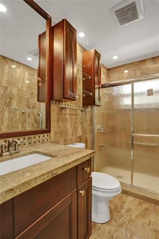 30 NE 139th Street North Miami FL 33161