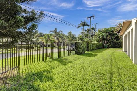 30 NE 139th Street North Miami FL 33161