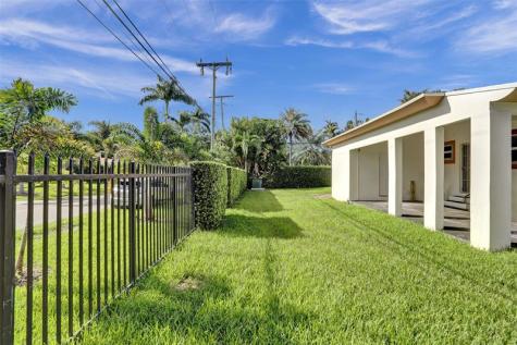 30 NE 139th Street North Miami FL 33161