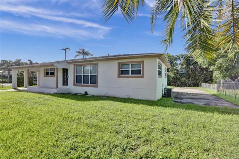 30 NE 139th Street North Miami FL 33161
