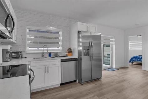 5311 Pierce Street Hollywood FL 33021