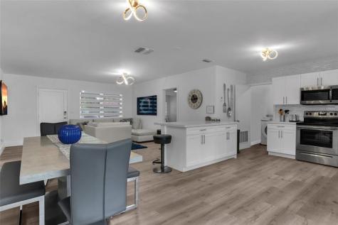 5311 Pierce Street Hollywood FL 33021