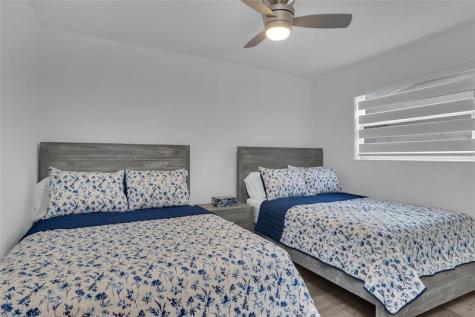 5311 Pierce Street Hollywood FL 33021