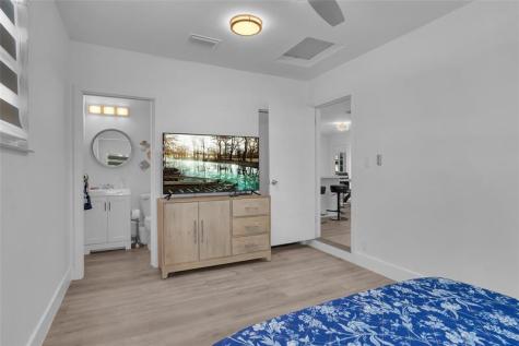 5311 Pierce Street Hollywood FL 33021