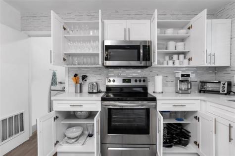 5311 Pierce Street Hollywood FL 33021