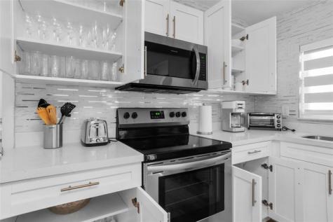 5311 Pierce Street Hollywood FL 33021