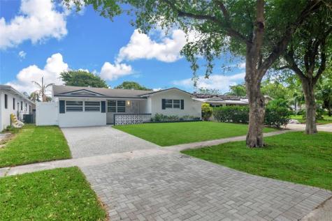 5311 Pierce Street Hollywood FL 33021
