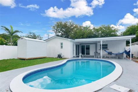 5311 Pierce Street Hollywood FL 33021