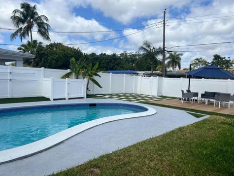 5311 Pierce Street Hollywood FL 33021