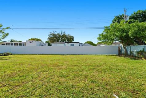 18000 NW 6th Court Miami FL 33169