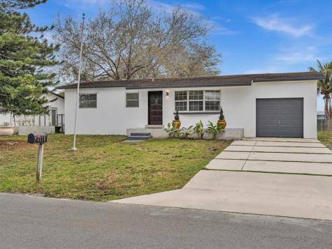 5710 SW 54th Court Davie FL 33314