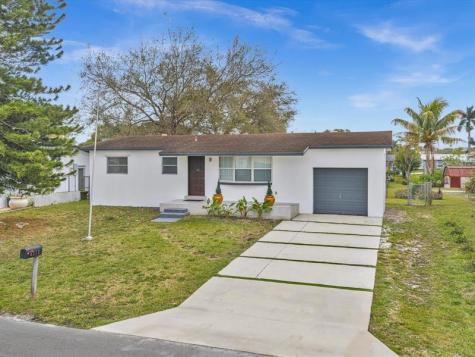 5710 SW 54th Court Davie FL 33314