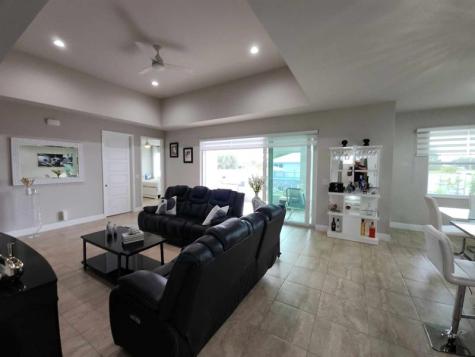 1045 N Naples Street LaBelle FL 33935