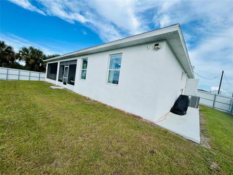 1045 N Naples Street LaBelle FL 33935