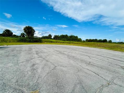 1045 N Naples Street LaBelle FL 33935