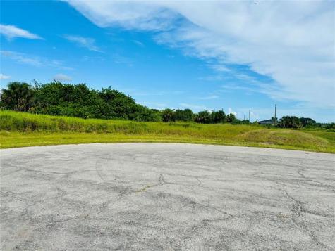 1045 N Naples Street LaBelle FL 33935