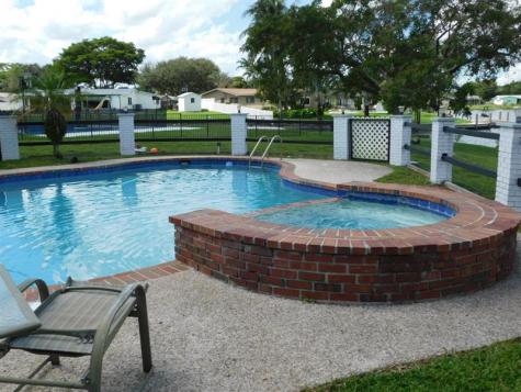 8671 NW 19th Street Pembroke Pines FL 33024