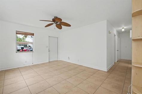 2530 Mckinley Street Hollywood FL 33020