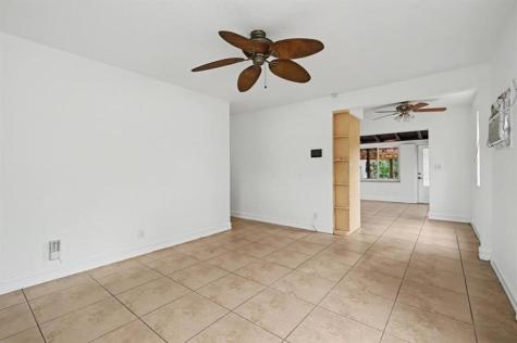 2530 Mckinley Street Hollywood FL 33020